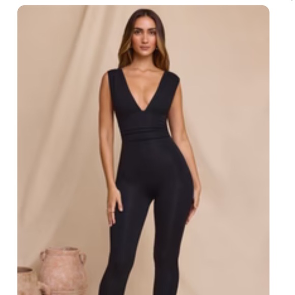 Oh Polly Black Flare Jumpsuit - Picture 2 of 7